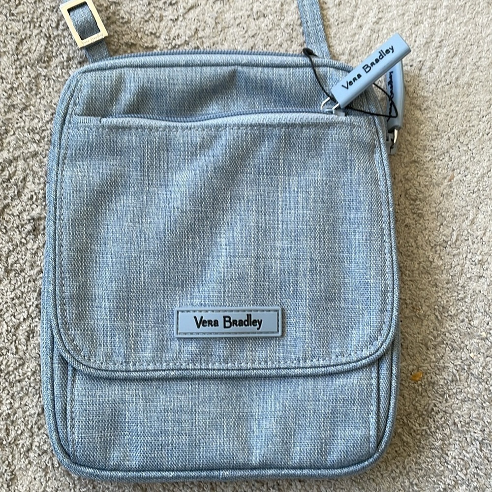 EC Vera Bradley Solid Light Blue Reactive Cross Body Bag